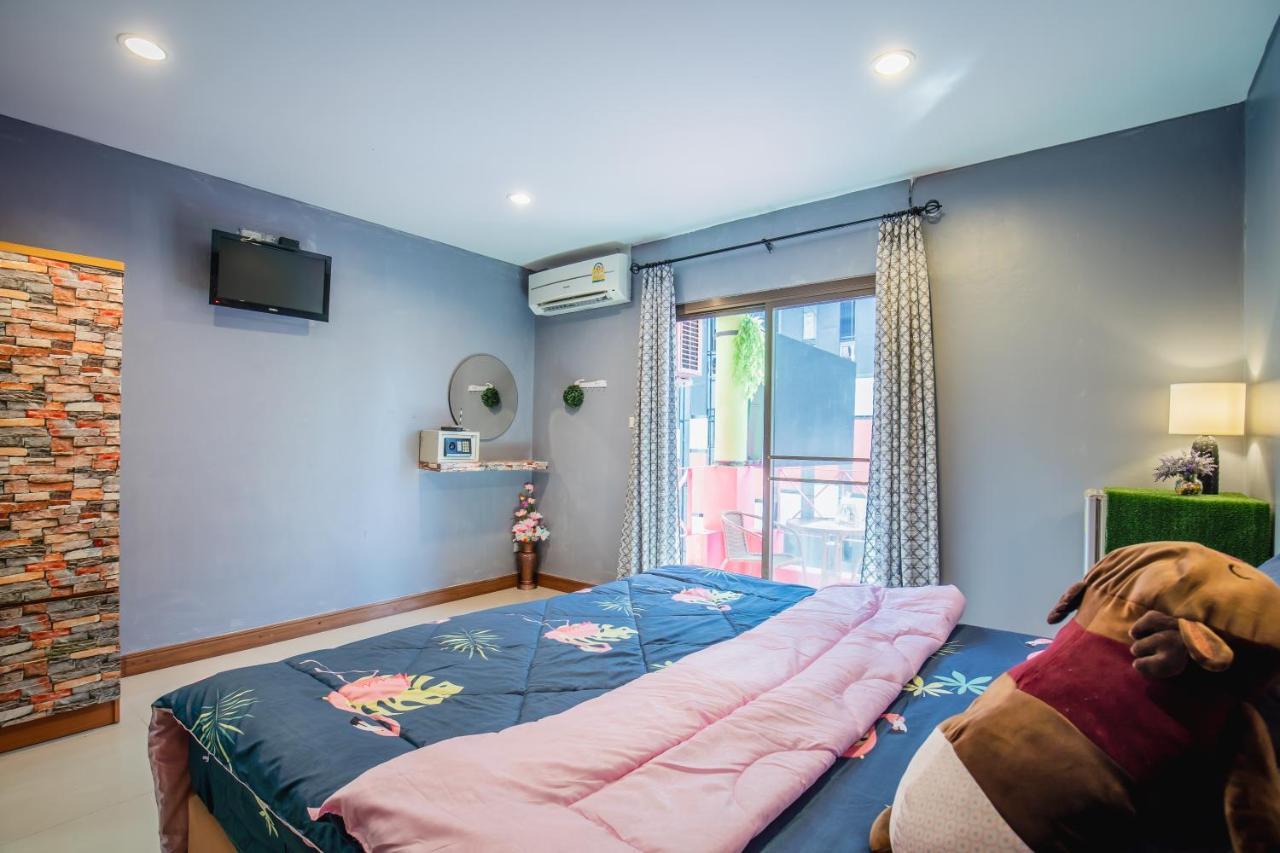 Menulis Coolly House Patong Bed & Breakfast Phuket Exterior photo