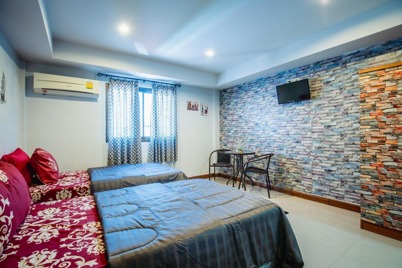 Menulis Coolly House Patong Bed & Breakfast Phuket Exterior photo